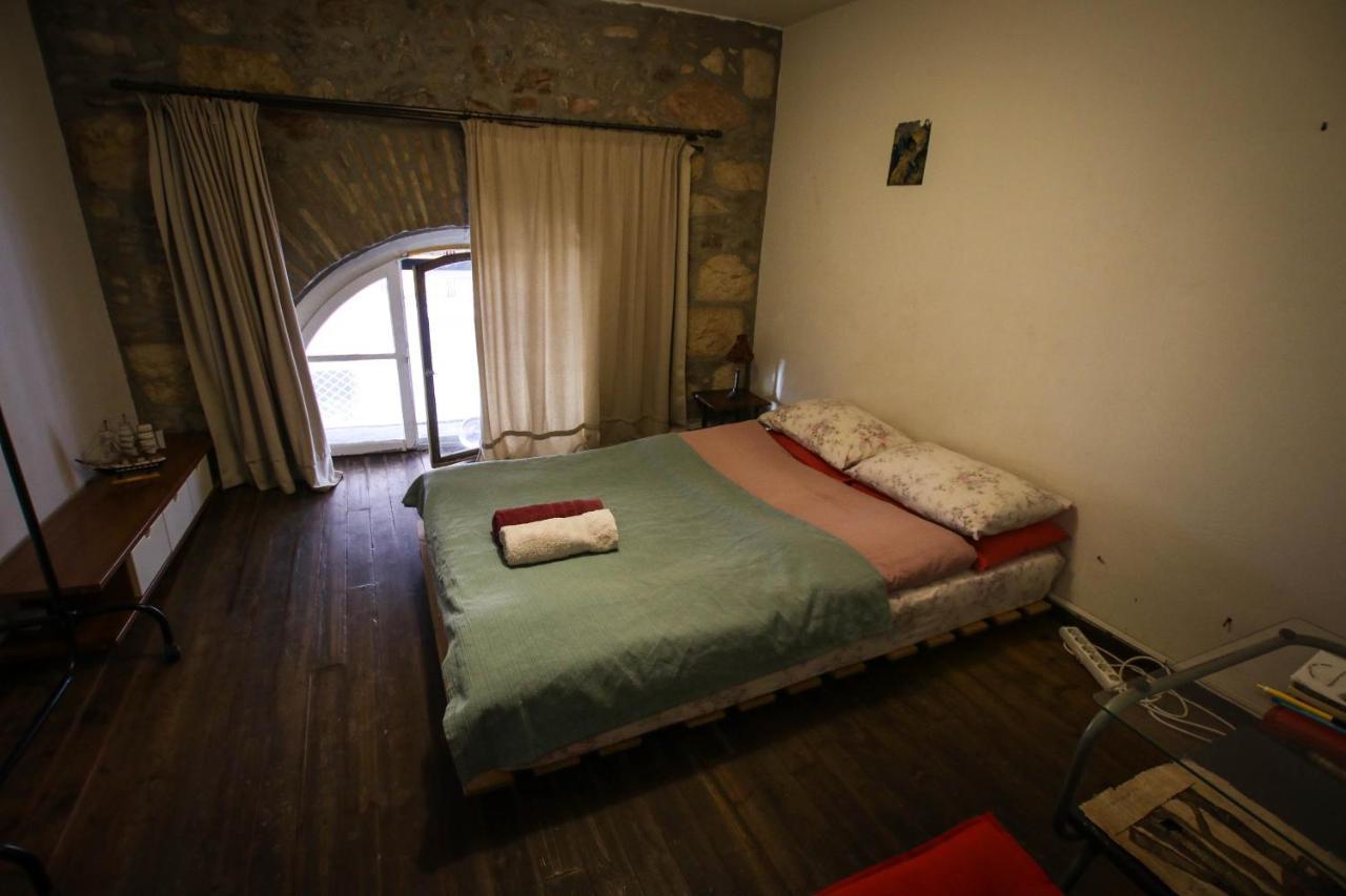 The Monumental House Hotel Athena Bagian luar foto
